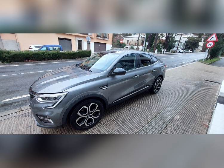 Renault Arkana 1.6 hybri 145cv foto 13